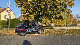 TRIUMPH Rocket III Touring - 11