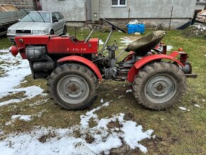 Kloubový traktor tz4k14 v pojazdným stavu - 11