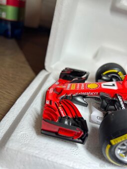 Ferrari SF71-H 1:18 BBR - 11