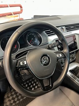 Volkswagen Passat b8 2.0 tdi 110kw, nájezd 191tis. 2017 - 11