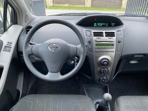 Toyota Yaris Cool 1.0 51kW Facelift | Klima | 5dveř - 11