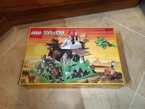 Dračí pevnost, Lego, 6082, Fire Breathing Fortress - 11