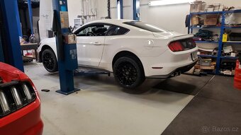 Ford mustang GT5.0 kompresor - 11