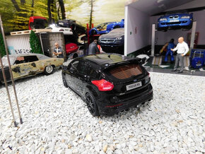 model auta Ford Focus ST Mk2 / Focus RS mk3 Otto mobile 1:18 - 11