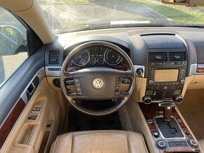 VW Touareg 5.0tdi 230kw +Najeto 202TKM+Po 1.majiteli+4x4 - 11