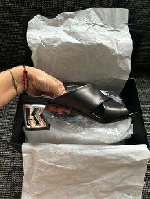 Dámské pantofle Karl Lagerfeld - 11