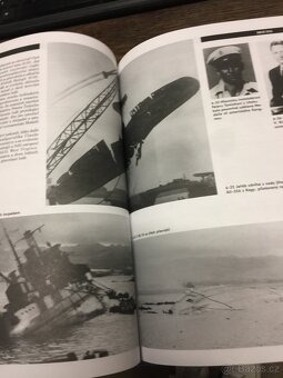 Pearl Harbor - II. sv. válka 430 unikátních fotografií - 11