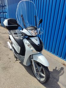 Honda SH 150i (2011)  plexi, kufr, po servisu - 11