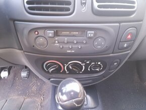 RENAULT MEGANE KOMBI 1,4i16V,KLIMA,MODEL 2001 - 11