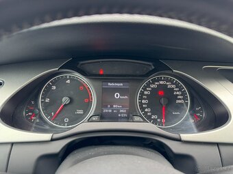 Audi A4 QUATTRO 3,0 TDI V6 176KW BRZDY - 11