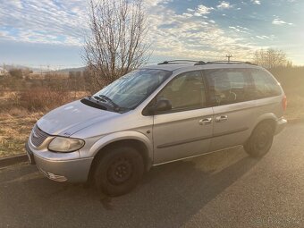 Chrysler Voyager - 11