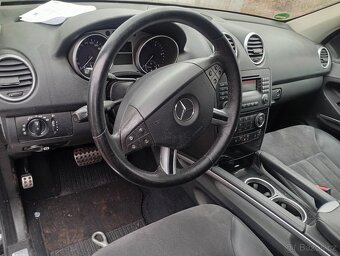 MERCEDES BENZ ML W164 320CDI, 217000KM BEZ MOTORU A PŘEVOD. - 11