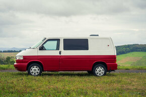 Vybavená campingová dodávka VW T4, 2.5 TDI, slušný stav - 11