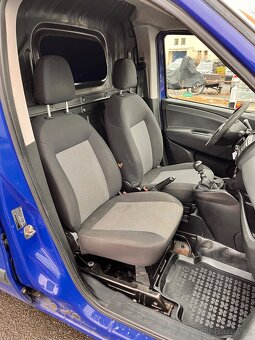 Fiat Doblo Cargo 1.4i cng Servis.kn/Nový Motor - 11