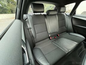 Audi A3 1.6TDI 77KW 3X S-Line Manuál, Bi-Xen, Alu R17, Navi - 11