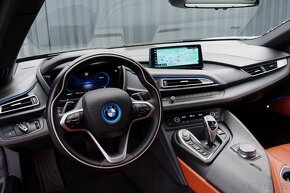 BMW i8 Coupe facelift 275 kW - 11