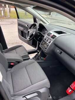 VW TOURAN 1.9 TDi SERVISNÍ KNIHA - 11