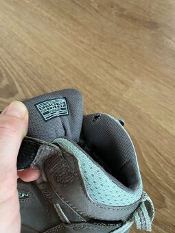 Pohorky/trekové boty pro děti Keen ridge Flex mid WP vel. 25 - 11