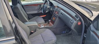 Mecedes Benz E 320 Automat 3.2CDi 2001 5/7místné - 11