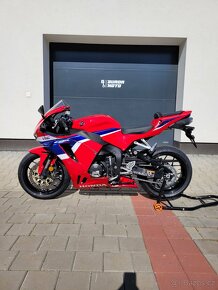 HONDA CBR600RR 2024 - 11