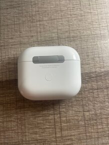 AirPods - 11