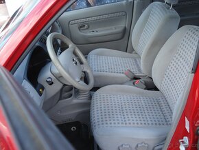 MAZDA DEMIO 1.5 16V - 11