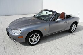 Mazda MX-5 1.6 81KW Comfort 6/2002 - 11