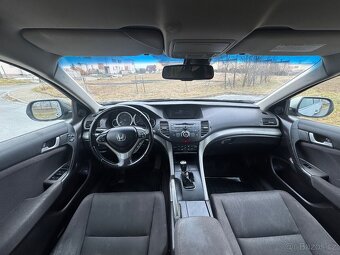 Honda Accord 2.2 i-DTEC kombi 8G - 11