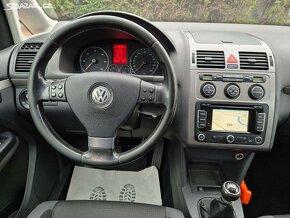 VW Touran 1.9TDI 77kW/2010,tažné,webasto,serviska,navi - 11