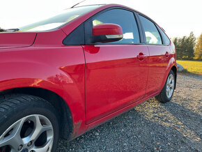 Ford Focus 1.6 74 kW, MK2 po faceliftu, 2008, hatchback - 11