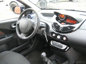 RENAULT TWINGO 1.2i 16V 1.MAJ,KLIMA,PANORAMA, TOP - 11