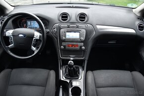 Ford Mondeo kombi 2.0 TDCi TITANIUM,VÝHŘEV,NAVI,TEMP,DKLIMA - 11