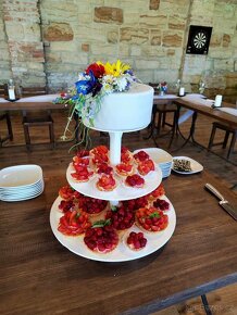 Svatební dekorace + patrový stojan na dort - 11