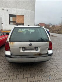 VW GOLF IV GOLF IV KOMBI DVA KUSY 2KS TDI RV2004 - 11