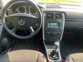 Merceses B 200 benzin 100 kw rok 2005 - 11