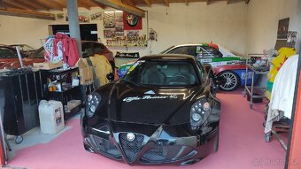 Alfa Romeo 4C - 11