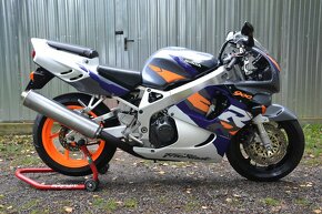 Honda CBR 900RR Fireblade SC33 - 11