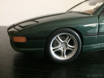 1:18 BMW 850 CSi - 11