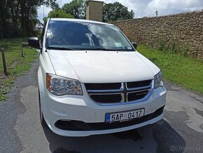 Dodge caravan - 11