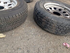 SUZUKI JIMNY 1,3 16V ORIG. KOLA S PNEU 205/70R15 - 11