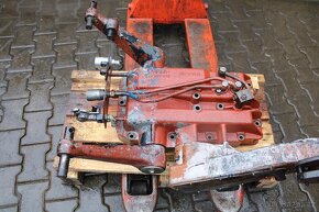 Zetor 8011 8045 víko hydraulika - 11