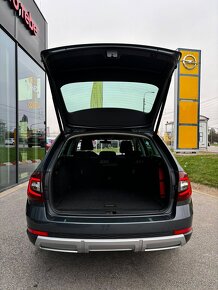 Škoda Octavia, 2.0TDI 135kW DSG 4x4 Scout DPH - 11