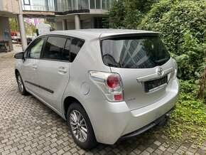 Toyota Verso 1,8i Comfort benzín 108kw - 11