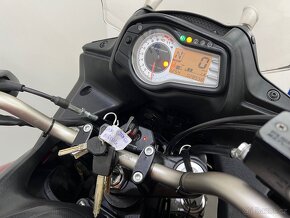 Suzuki DL 650 V-Strom - 11