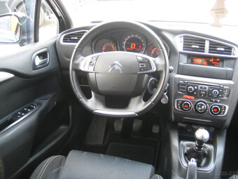 CITROEN C4 1.6 HDi SERVISKA TAŽNÉ - 11