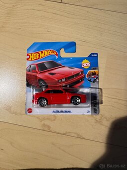 Hot Wheels evropská auta - 11