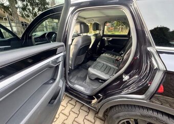 Volkswagen Touareg 3,0TDi/V6 /210Kw DPH ,fullLED nafta - 11