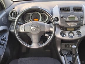 Toyota RAV 4 2.0 benzín, 2009 - 11