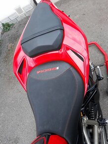 DUCATI STREETFIGHTER 1098S - 11