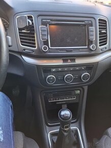 Prodej-vymena Vw Sharan 2.0tdi 103kw 2014 comfortline - 11